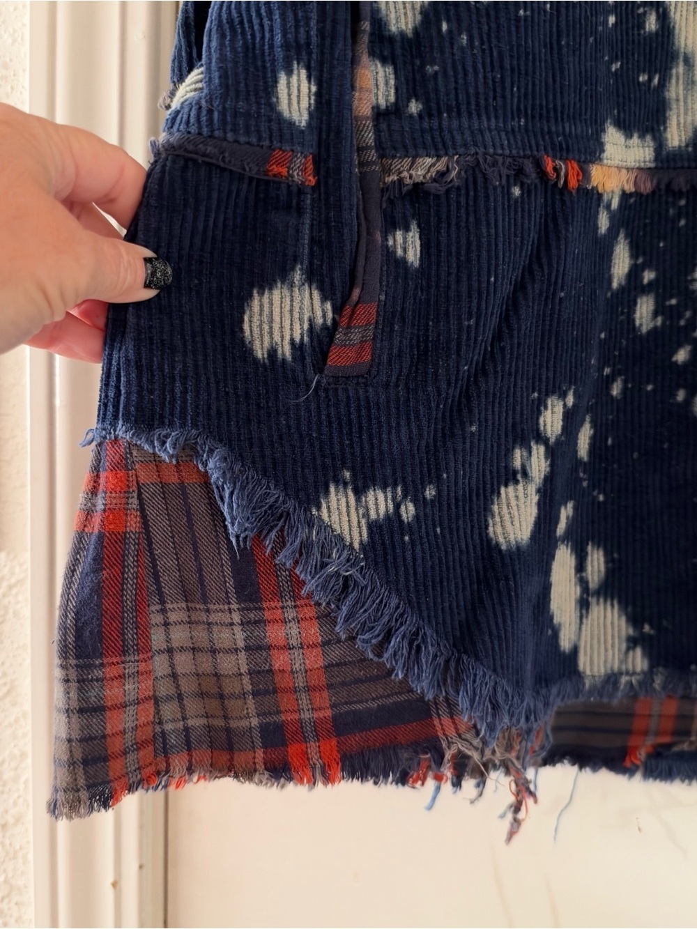 Oli & Hali Navy Bleach-Dyed Corduroy Hooded Utility Jacket Plaid Accents - Picture 3 of 6